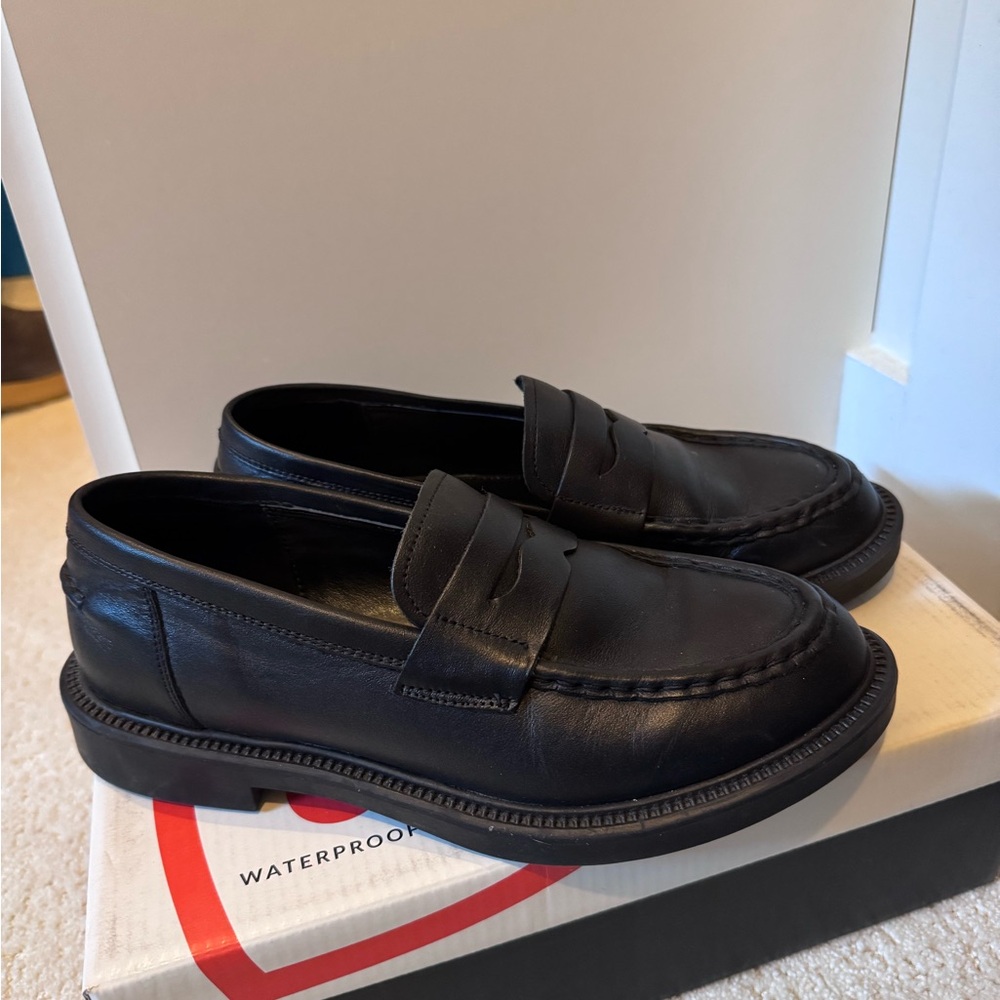 Blondo chunky leather penny loafer